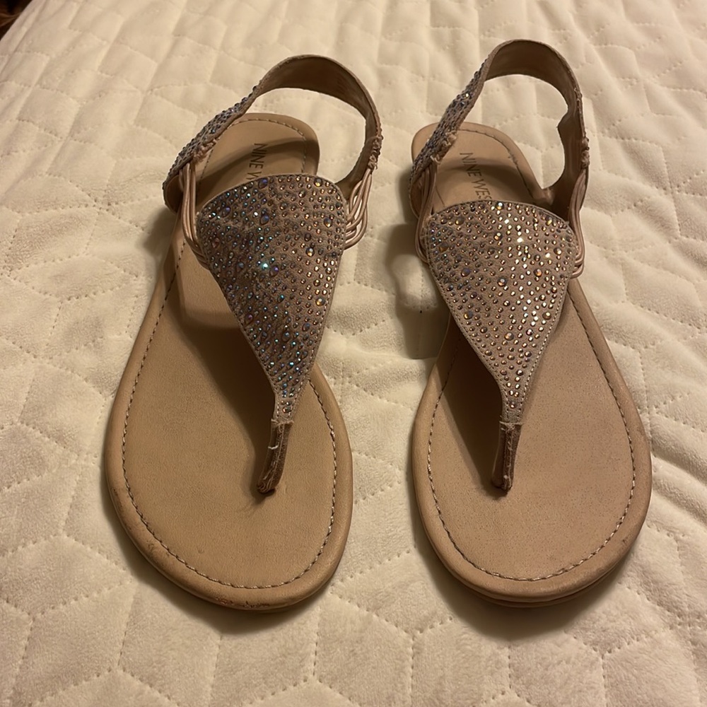 🌼Nine West Sandal with Rhinestones in Nude Size 10